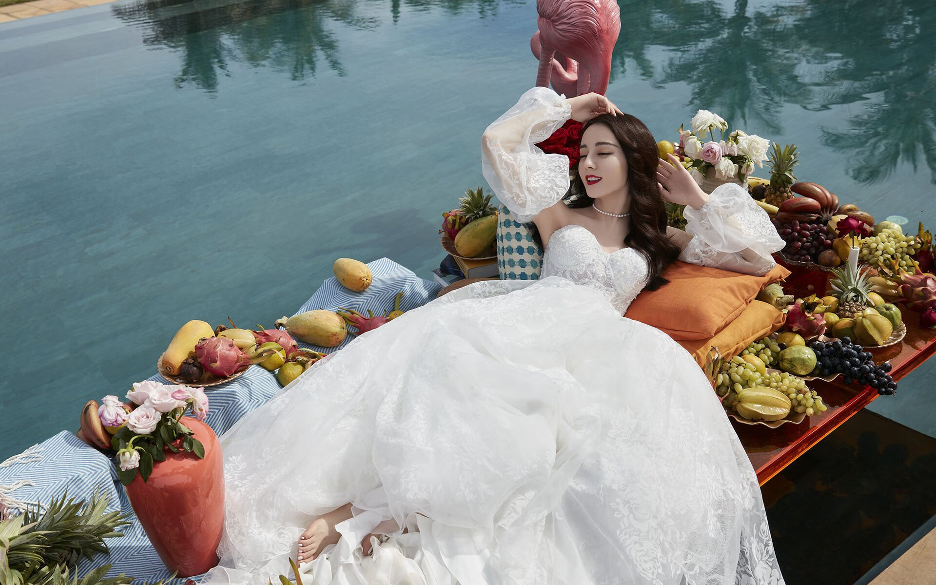 开云体育-张雨霏赛前完成高强度心肺训练,张雨霏单日80分钟勇夺两金 与队友一起打破世界纪录